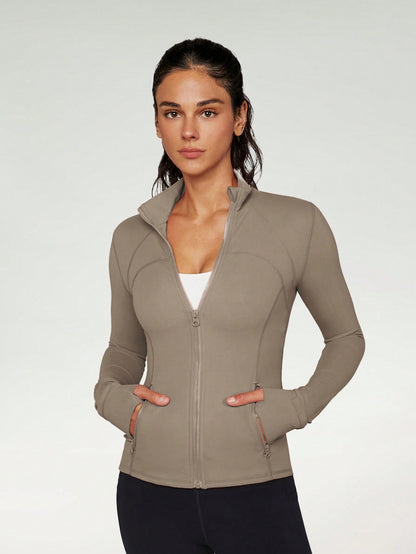 Featherfit™ Fitted Line Performance Jacket