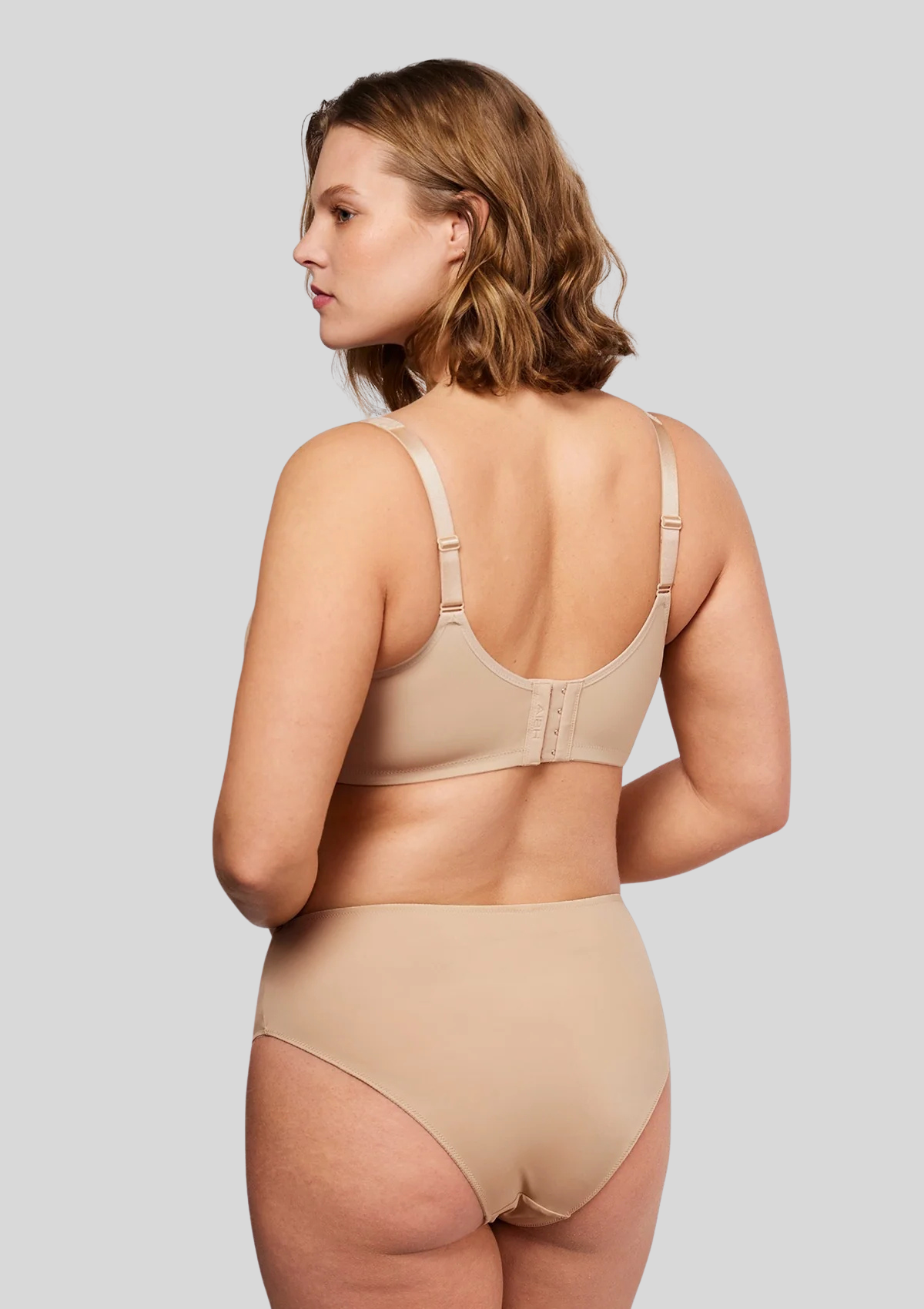 Cool Comfort Minimizer Bra