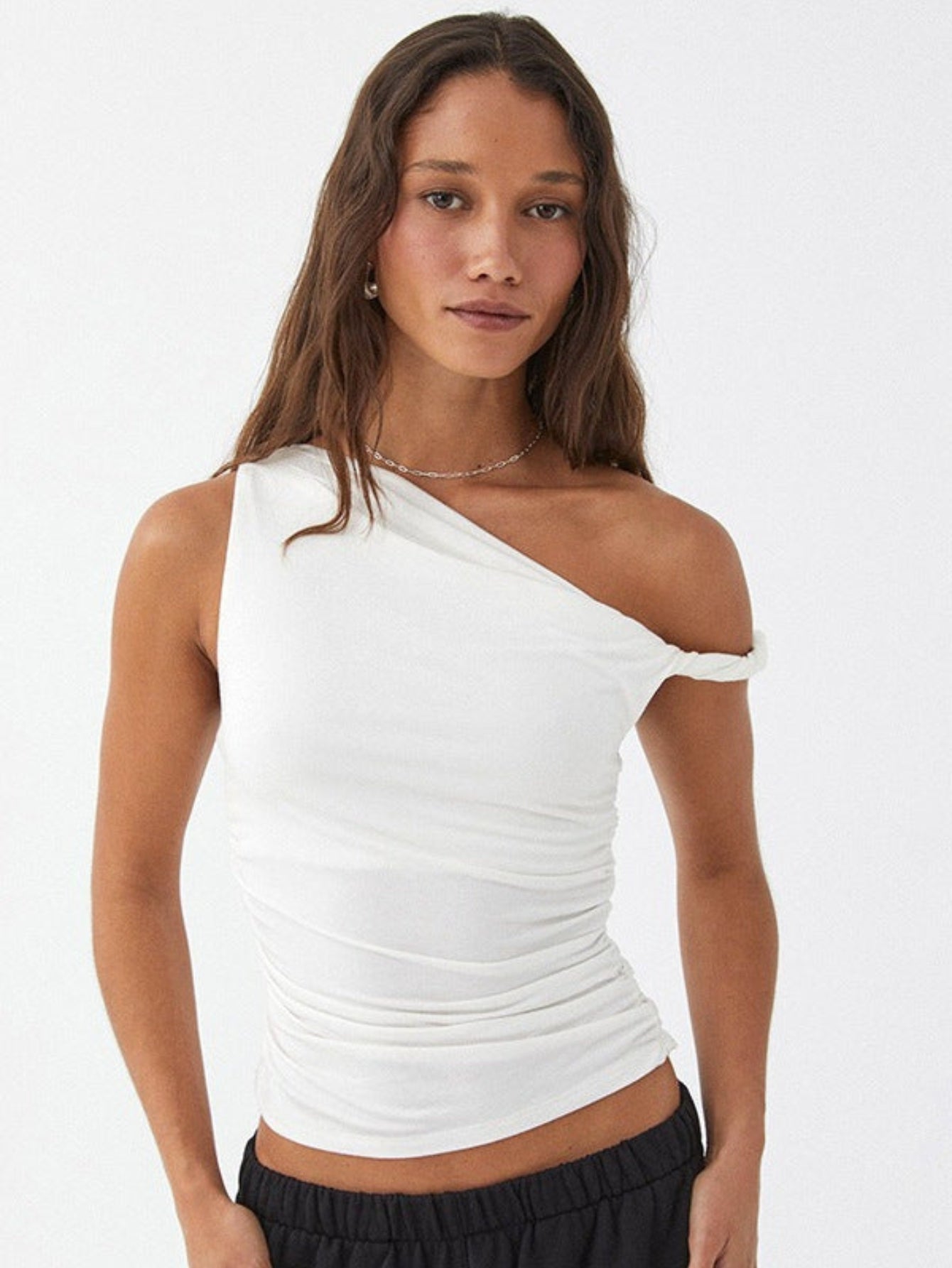 Cleo - Off-the-shoulder twist top