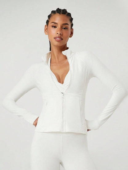 Featherfit™ Fitted Line Performance Jacket
